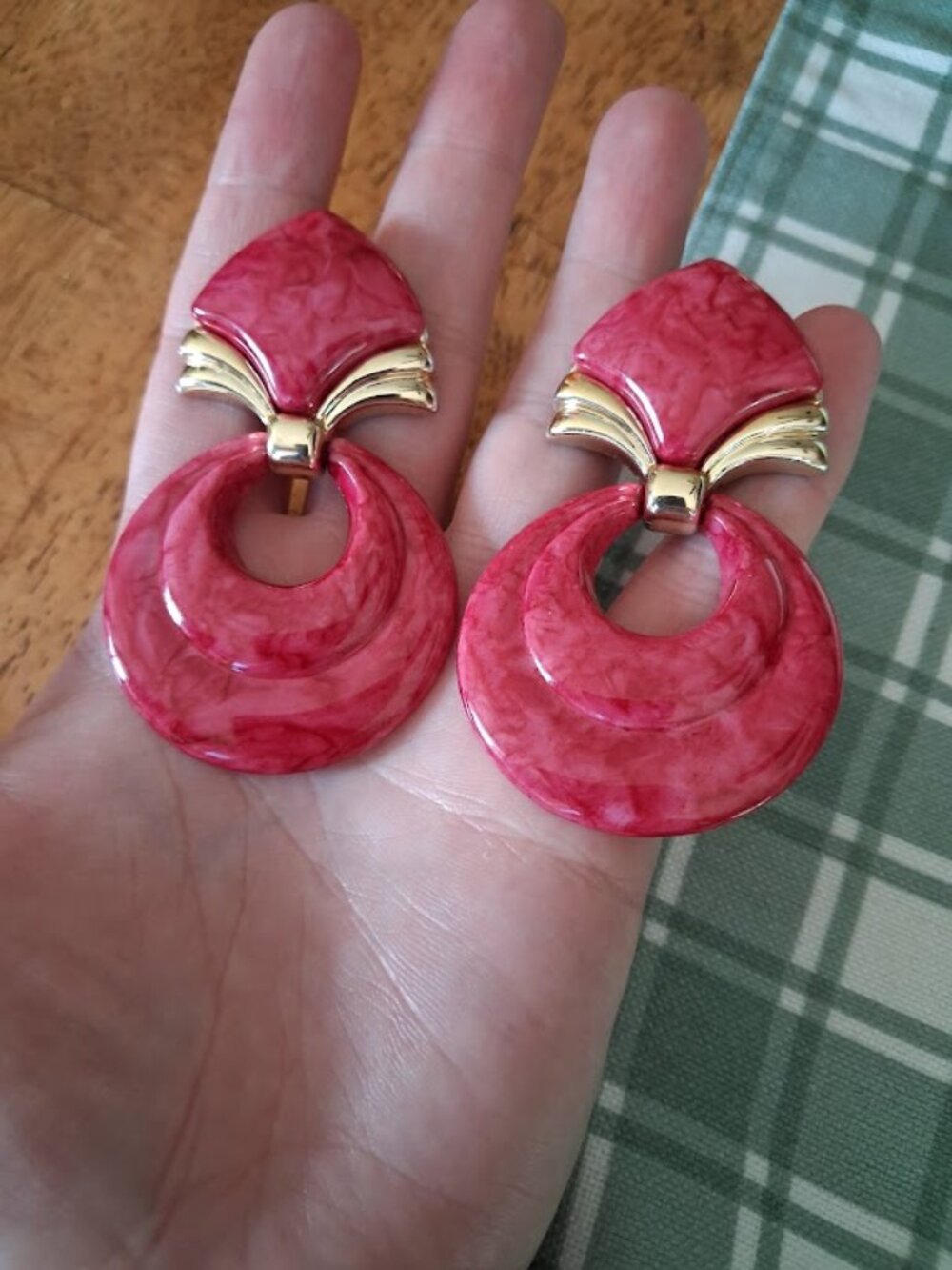 Retro style dangle earrings